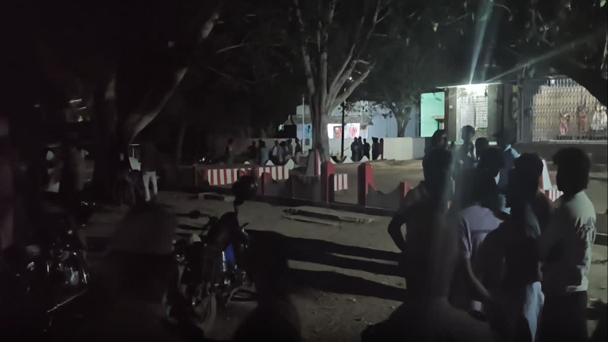 குடிநீர் விநியோகம் தொடர்பான தகராறில் பஞ்சாயத்து தலைவர் செங்கல்லால் அடித்துக் கொலை