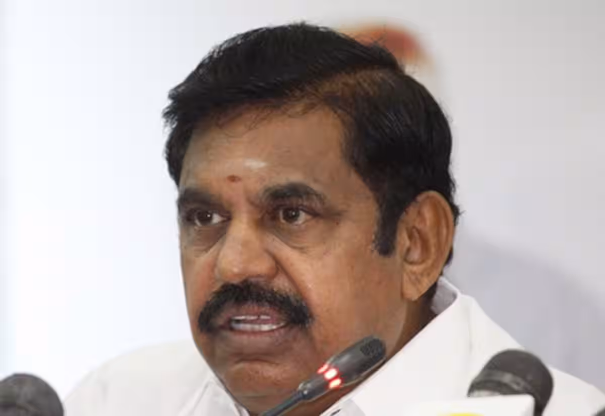 கம்யூ., தலைவர்களே த.வெ.க., ஆட்சியை விமர்சிக்கின்றனர்: பழனிசாமி பேட்டி