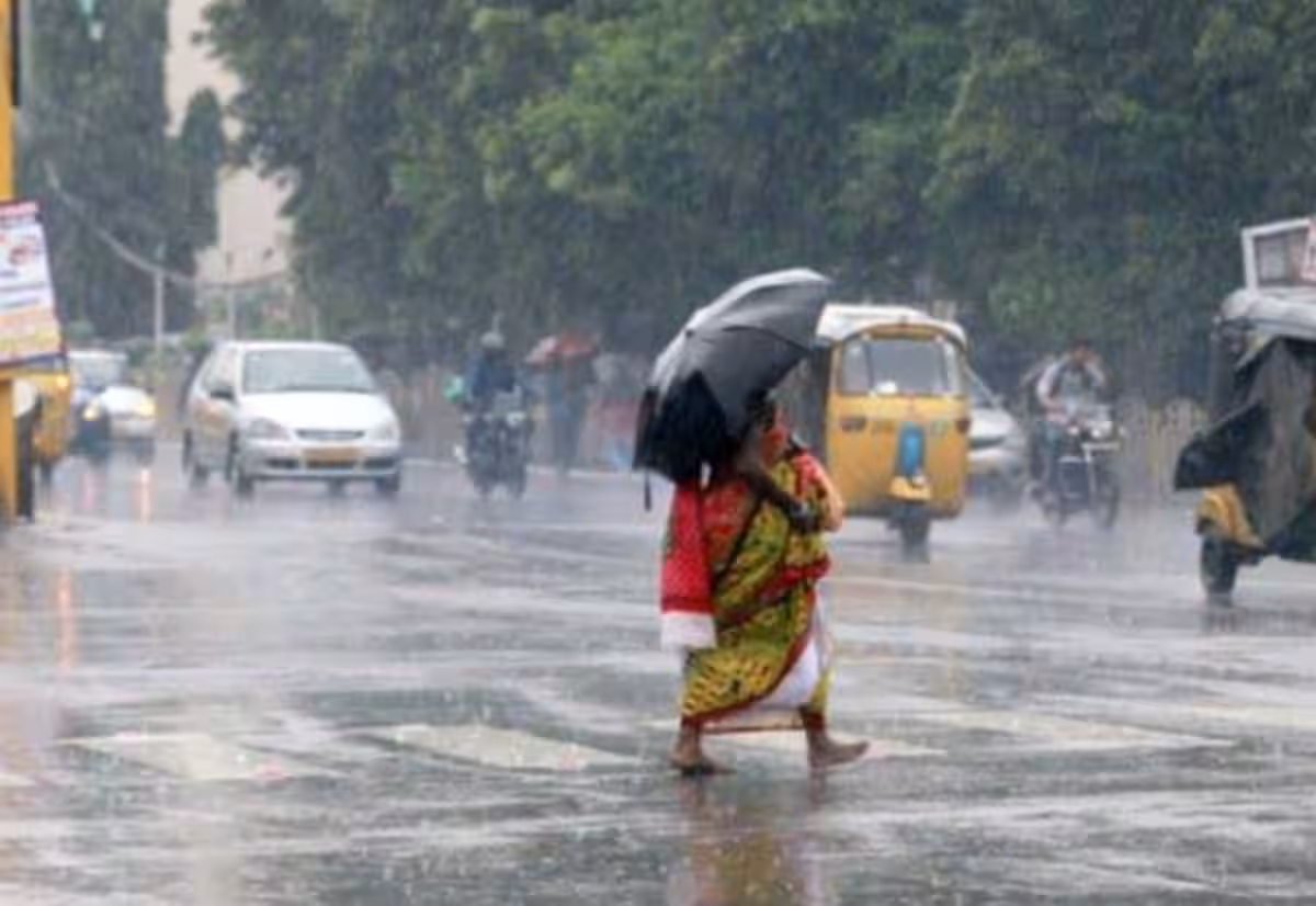 மேற்கு மாவட்டங்களில் இன்று மழைக்கு வாய்ப்பு