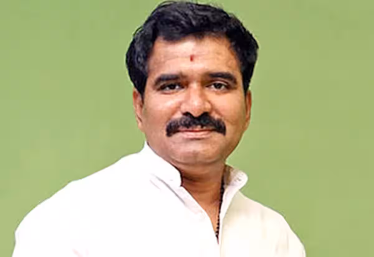 அமைச்சர் நிர்மல்குமார் மீது சபாநாயகரிடம் தி.மு.க., சார்பில் உரிமை மீறல் புகார்