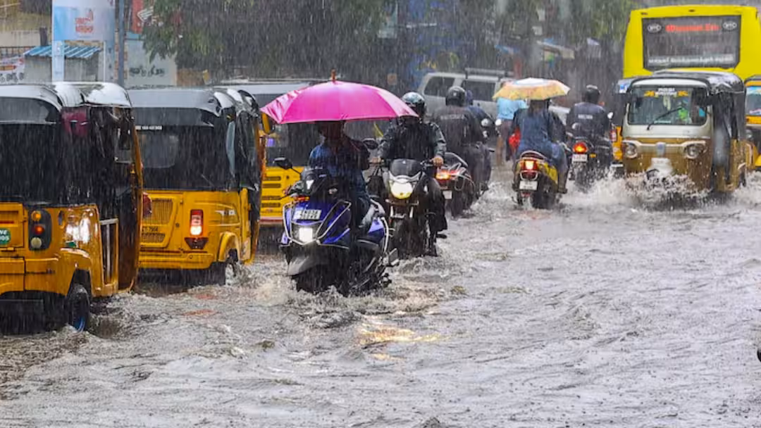 Rain Alert: இன்று 9 மாவட்டங்களிலும், நாளை 8 மாவட்டங்களிலும் கனமழை பொளக்கும்