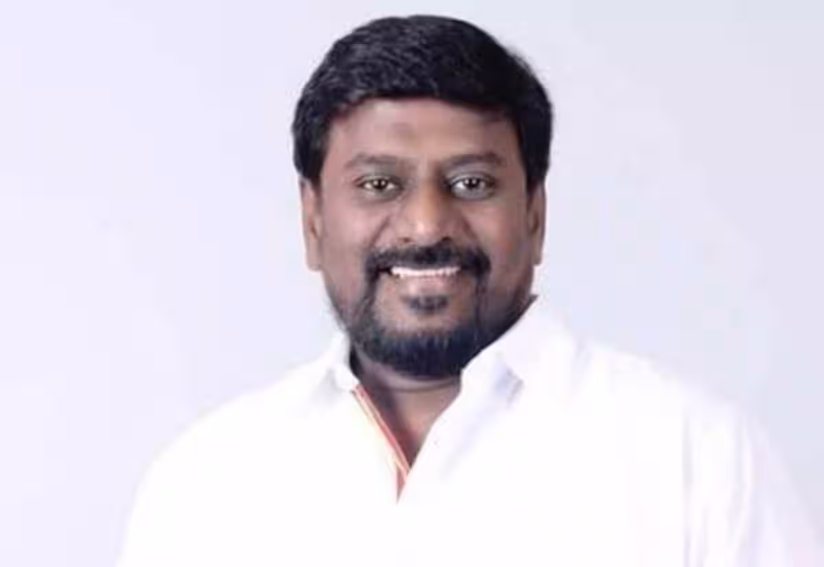 இருமொழி கொள்கை என்பதில் தமிழக அரசு உறுதி; அமைச்சர் ராஜ்மோகன் திட்டவட்டம்