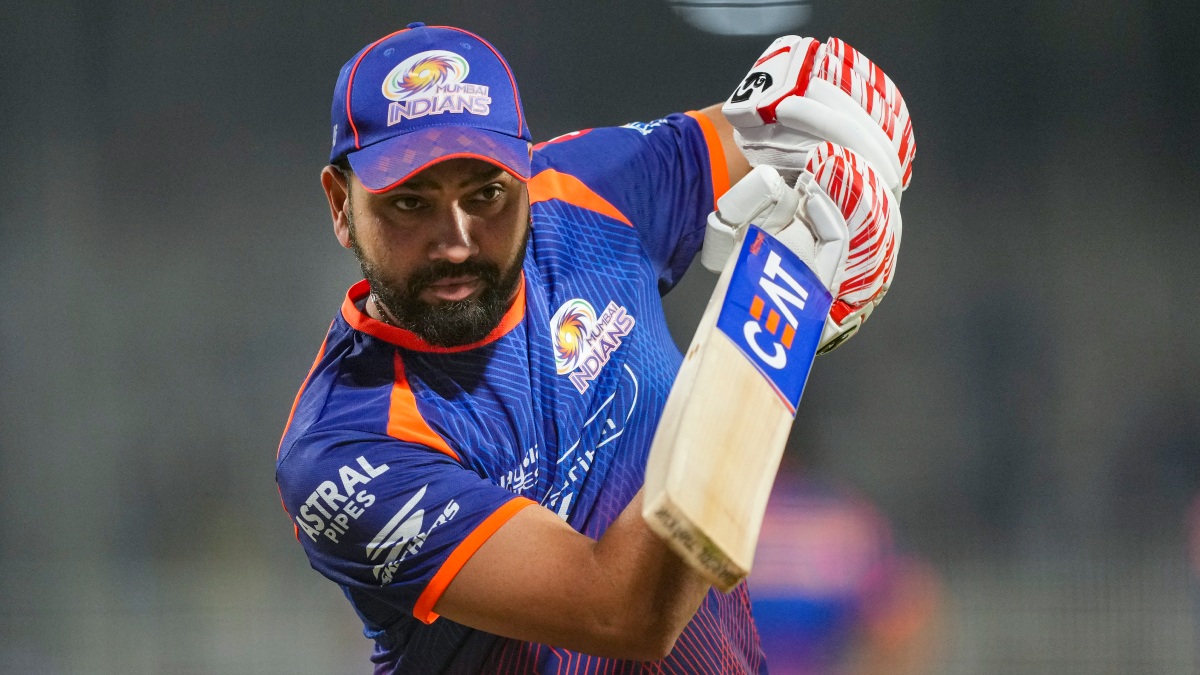IPL 2027: மும்பை இந்தியன்ஸ் அணி கேப்டன் பதவிக்கு திரும்புகிறாரா ரோகித் சர்மா.. அணி நிர்வாகம் தீவிரம்
