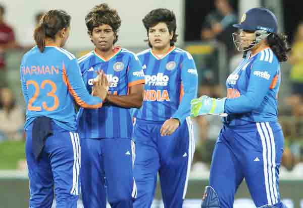 ஆஸ்திரேலியாவிடம் வீழ்ந்தது இந்தியா: இரண்டாவது 'டி