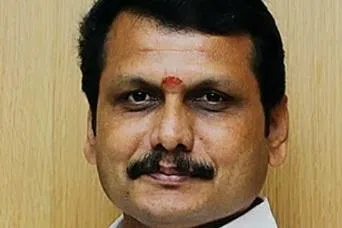 செந்தில் பாலாஜி வீட்டுக்குச் சென்ற காவல்துறை அதிகாரிகள்