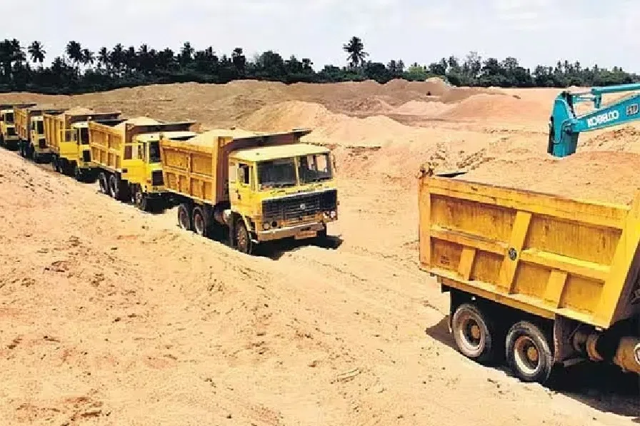 நீர்நிலைகளில் மண் சுரண்டலை அனுமதிக்கக்கூடாது: வேல்முருகன்