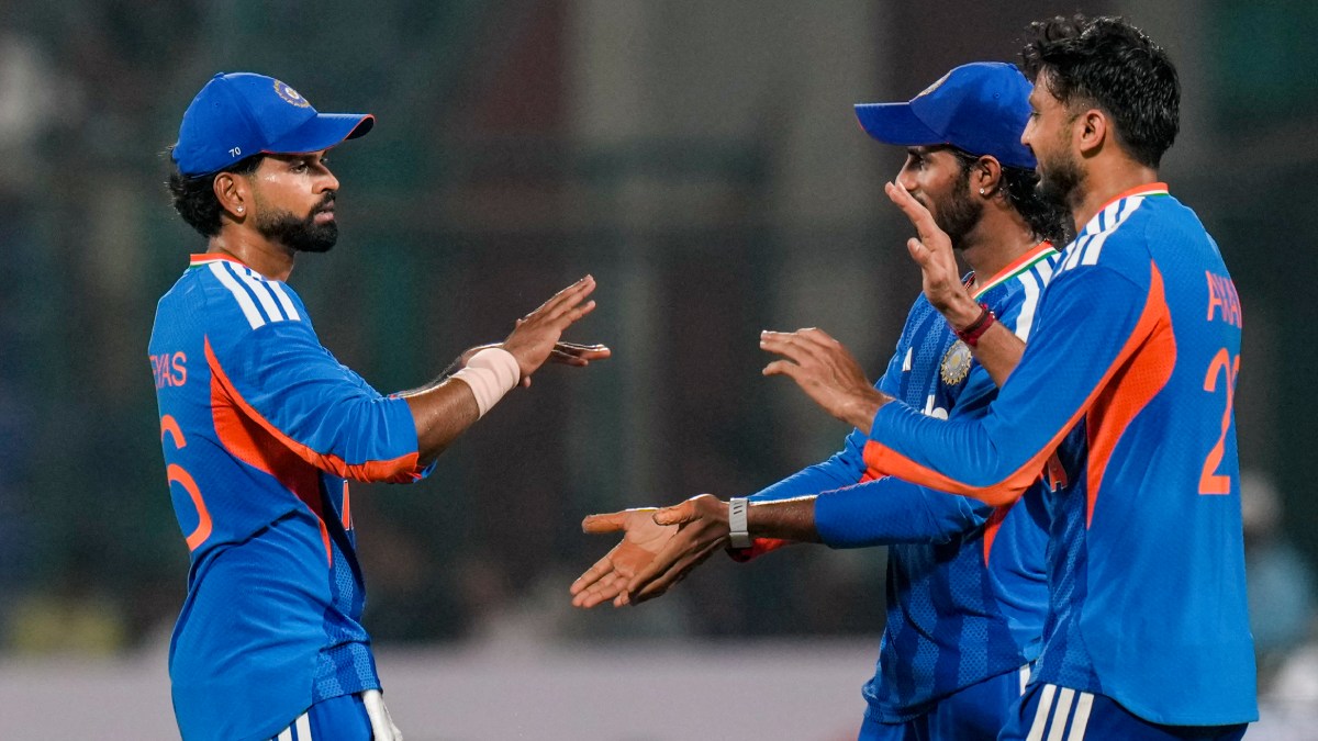 இந்திய அணியில் அதிக நேரம் ஷாப்பிங் செய்யும் வீரர் யார்? ஸ்ரேயாஸ் ஐயர் சொன்ன பதில்