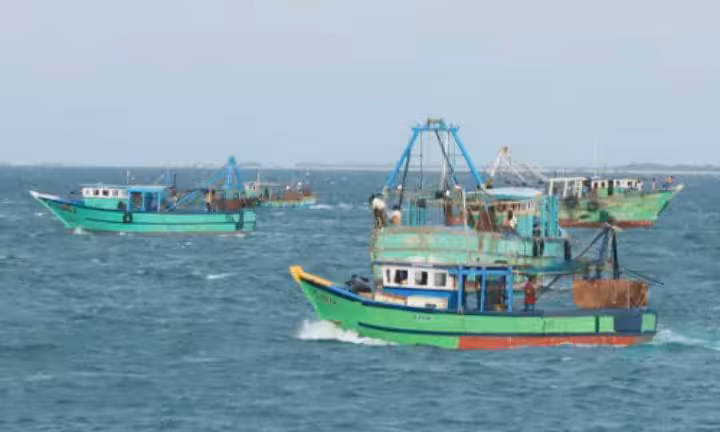 Fishermen Alert Weather Update: கடரோல மாவட்டங்களில் இன்றைய வானிலை..! தமிழக மீனவர்களுக்கான எச்சரிக்கை