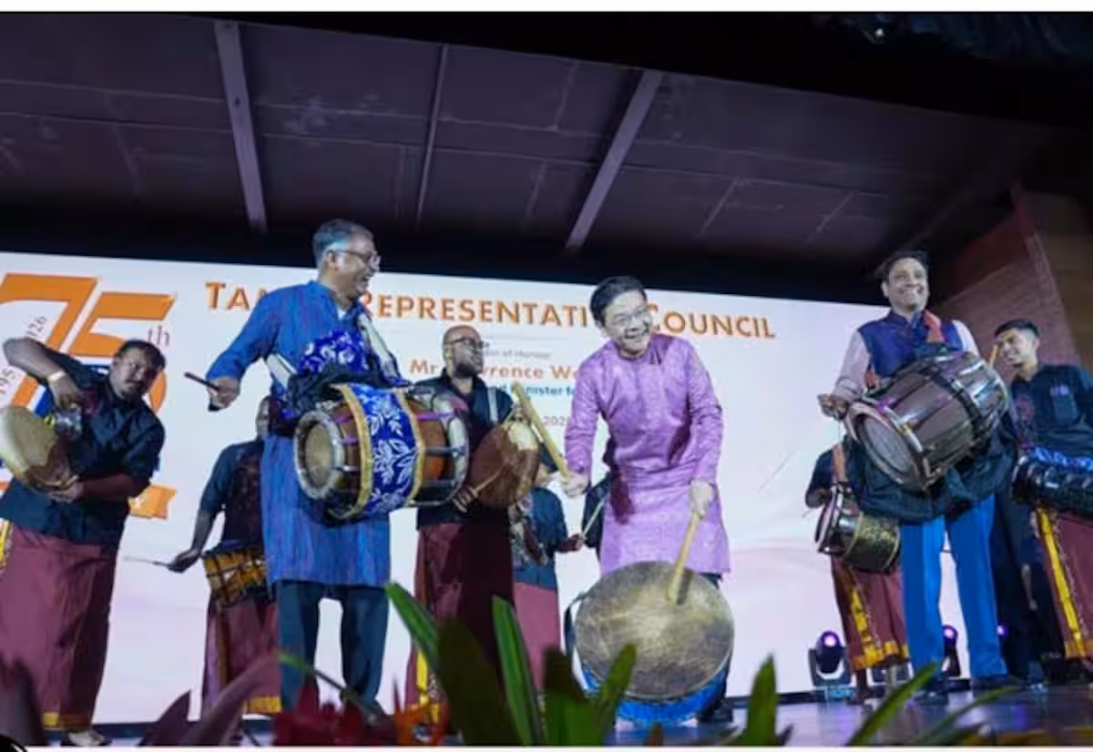 இணைந்து செயல்படும்போது தமிழ்ச் சமூகம் செழித்தோங்குவதோடு சிங்கப்பூரும் வலிமைபெறும்: பிரதமர் லாரன்ஸ் வோங்