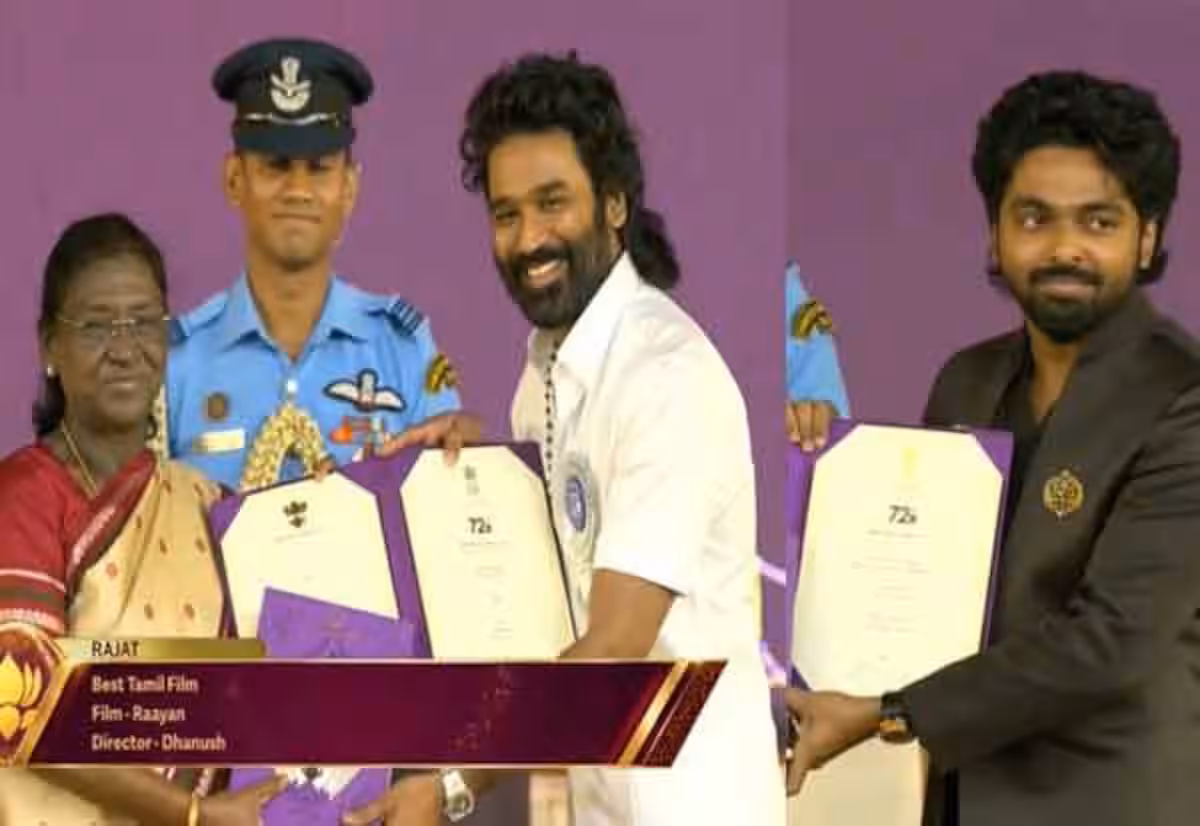 சிறந்த நடிகர் தேசிய விருதை பெற்றுக்கொண்டார் தனுஷ்; ஜிவி பிரகாஷ்குமாருக்கு சிறந்த இசையமைப்பாளர் விருது