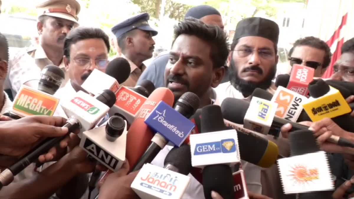தாராபுரம் பிரச்சாரத்தில் நாடகம் நடத்தினேனா? சத்தியபாமா காதில் கூறியது என்ன?